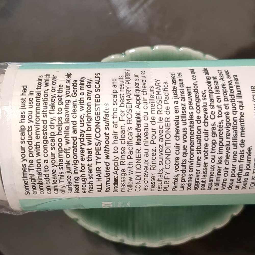 Clarifying Shampoo - Picture 2 of 2